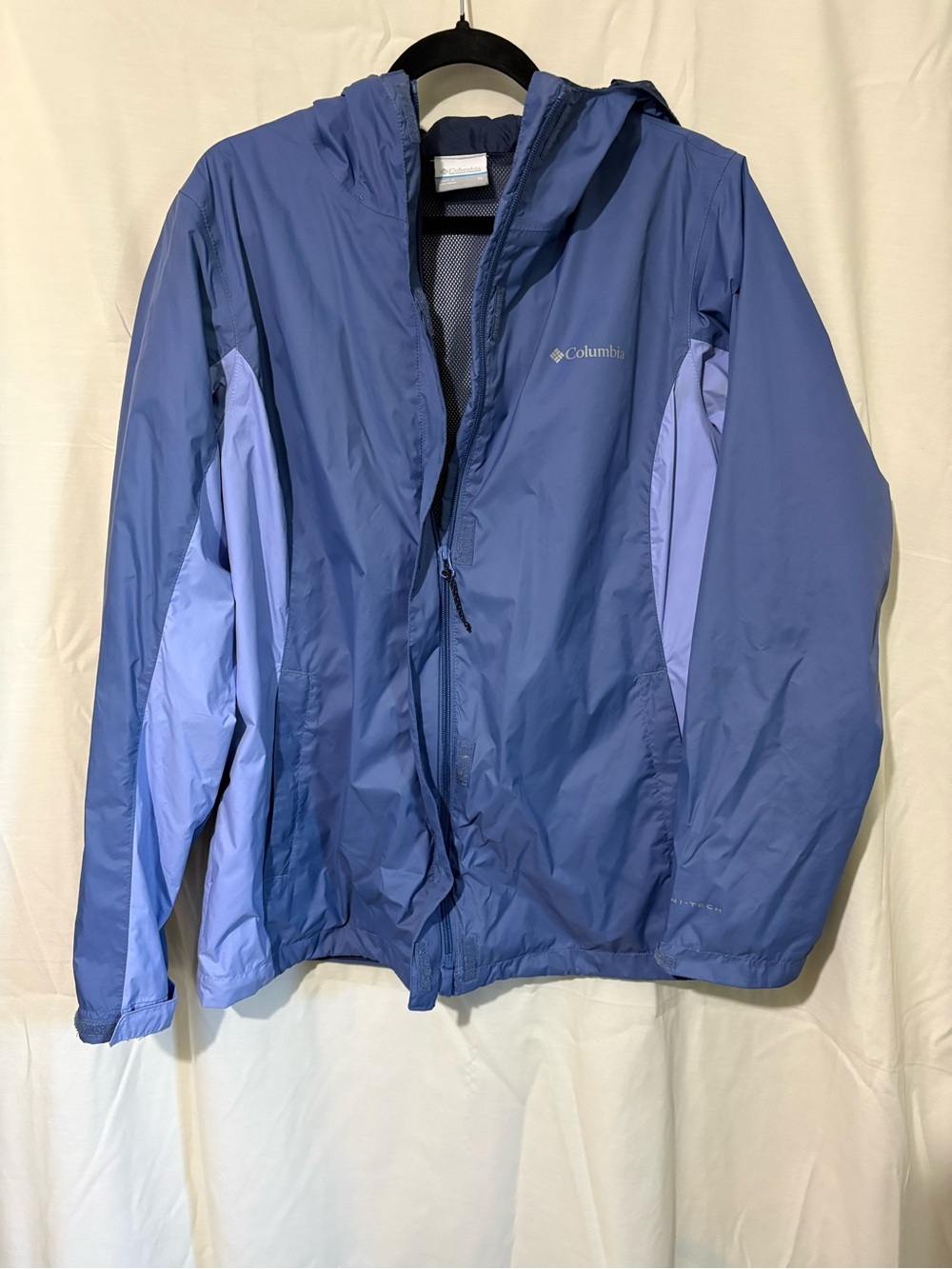 Columbia Blue Two-Tone Hooded Rain Jacket